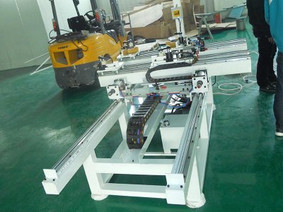 The hydraulic frame machine